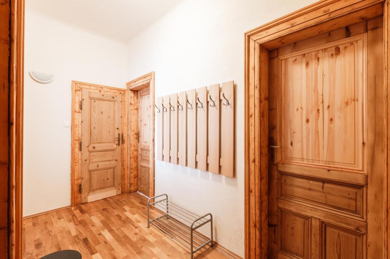 Prague Days - Stylish New Town Apartments ภายนอก รูปภาพ