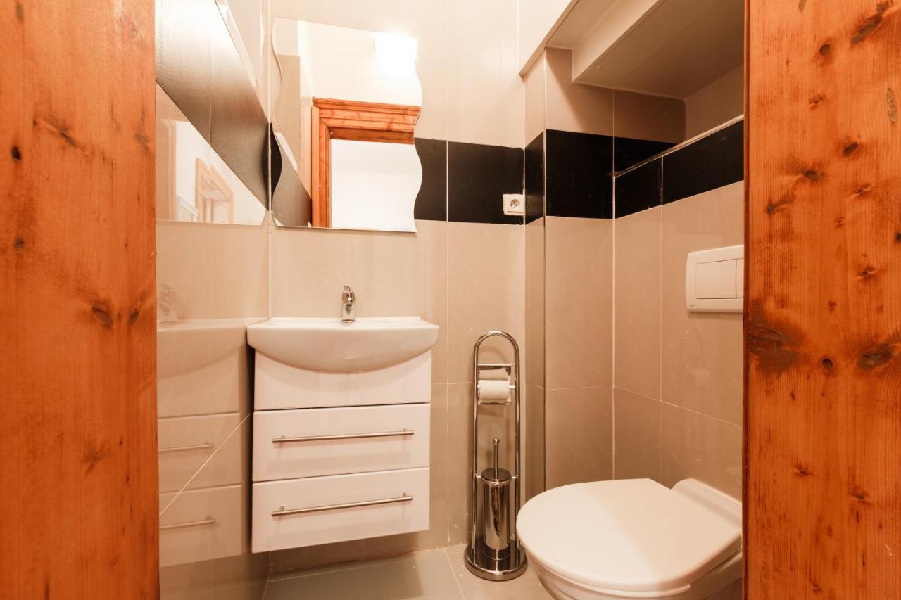 Prague Days - Stylish New Town Apartments ภายนอก รูปภาพ