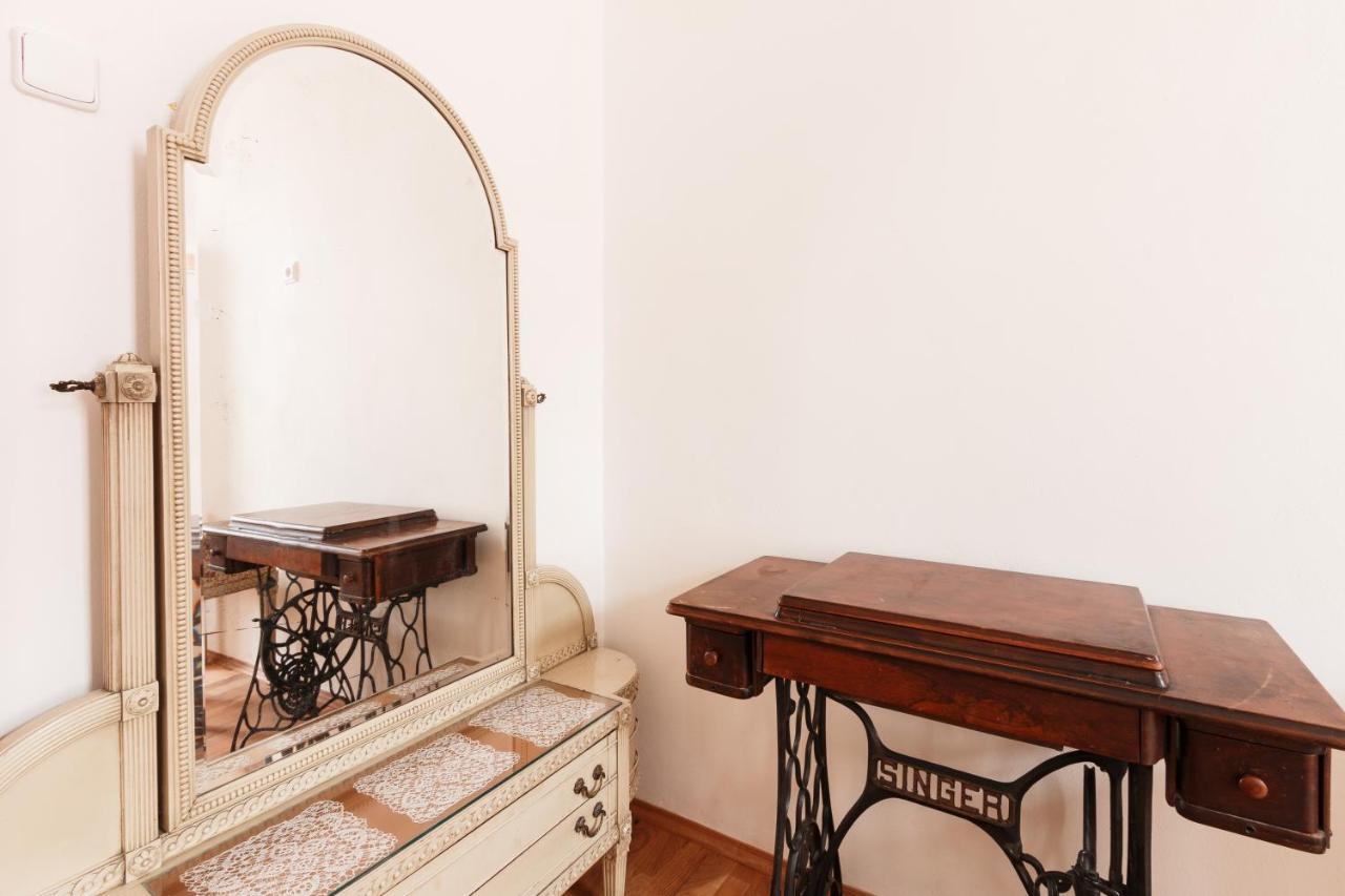 Prague Days - Stylish New Town Apartments ภายนอก รูปภาพ