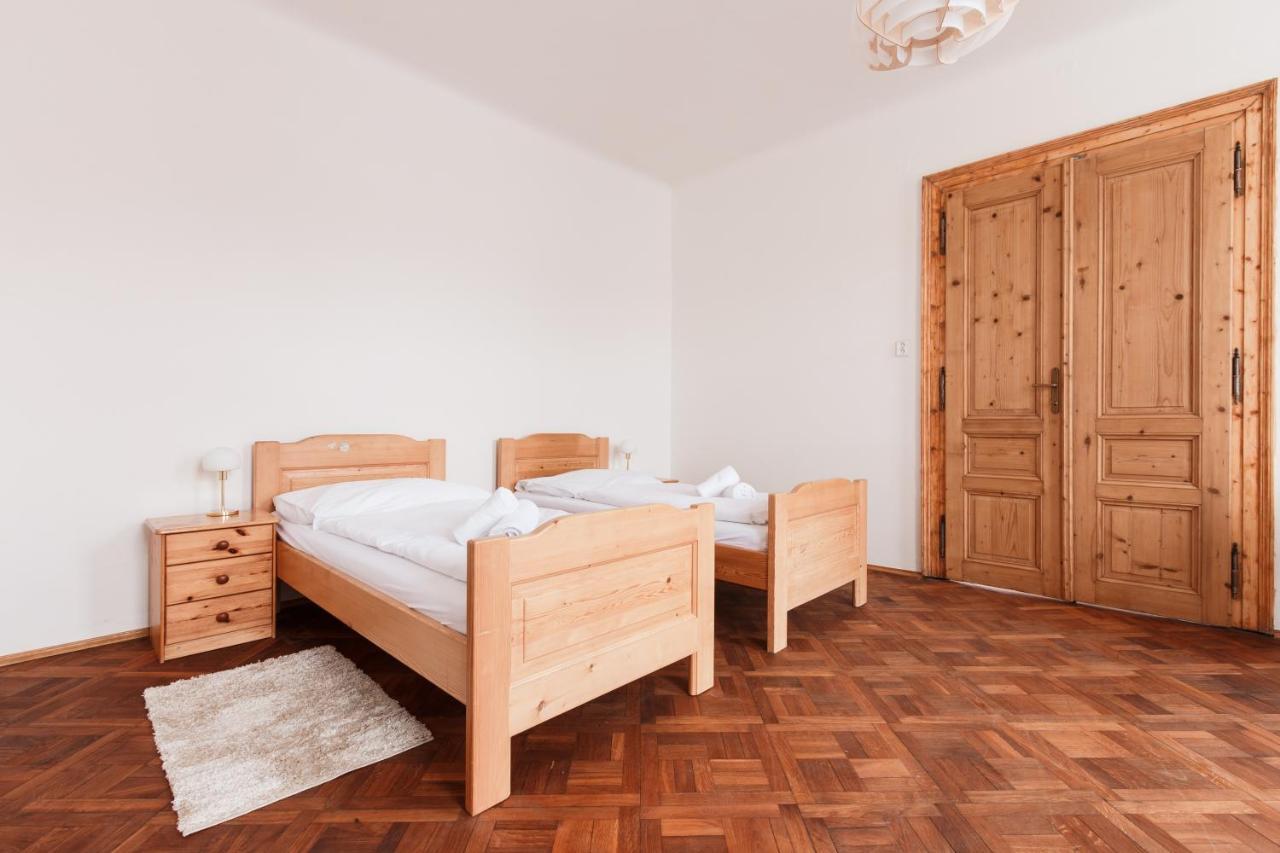 Prague Days - Stylish New Town Apartments ภายนอก รูปภาพ