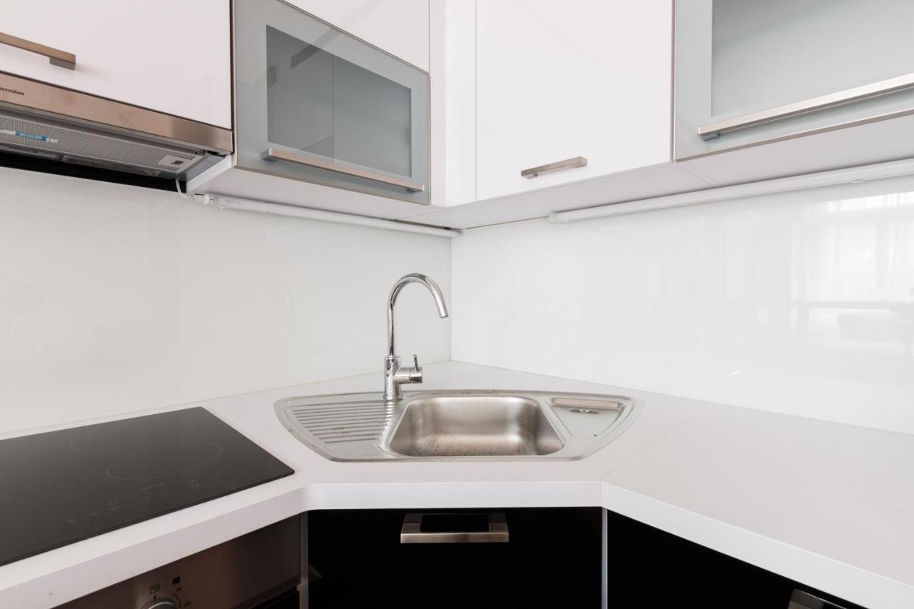 Prague Days - Stylish New Town Apartments ภายนอก รูปภาพ